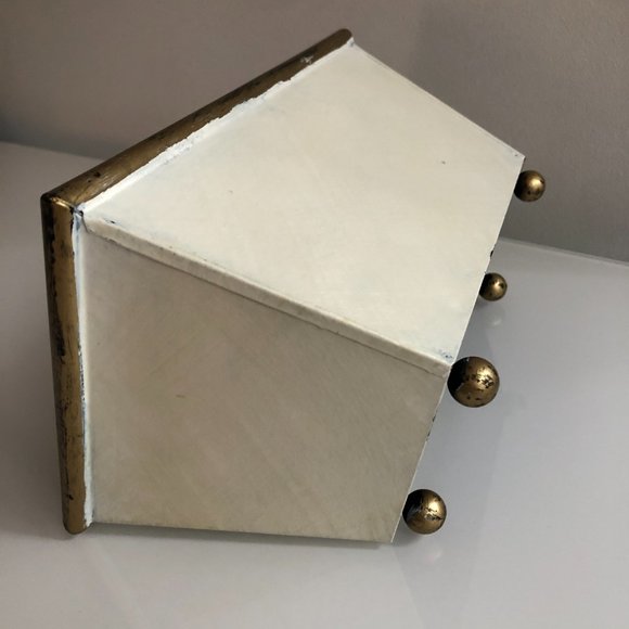 Hand-painted Ivory Tole Metal Bin-Gold Rubbed Edge - Picture 5 of 9